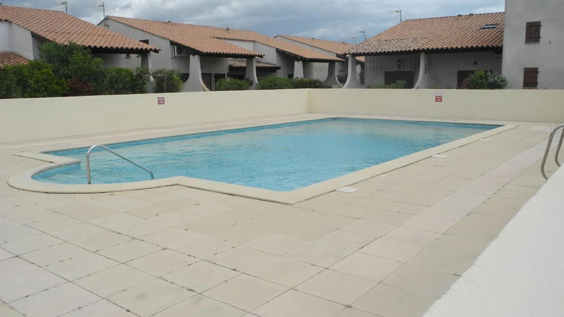 Petite Maison Avec Piscine Et Animaux Admis - Fr-1-475-146 Saintes-Maries-de-la-Mer