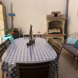 Maison Au Bord De Hébergement de vacances